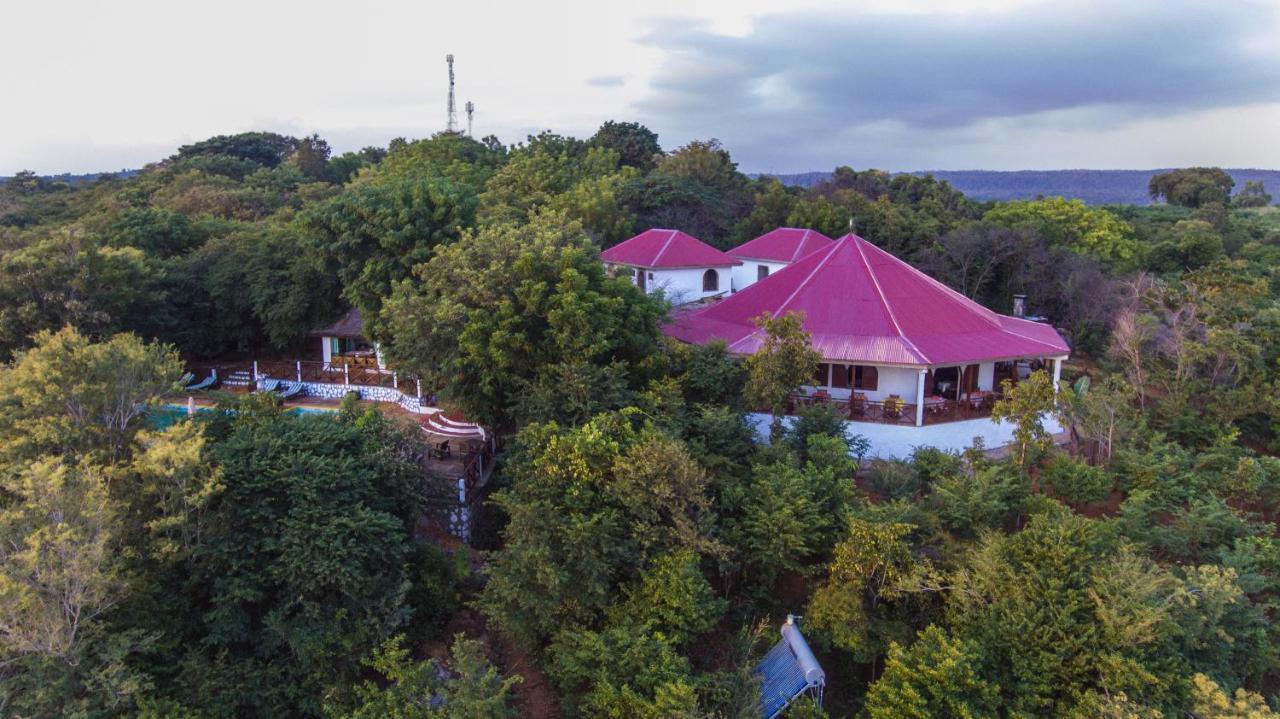 Hotel Olympe De Bemaraha Bekopaka Exterior foto